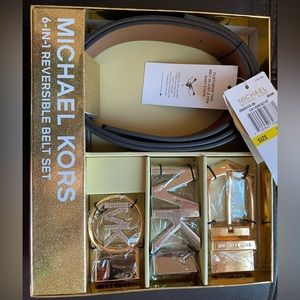 Michael Kors 6 In 1 Reversible Belt Set